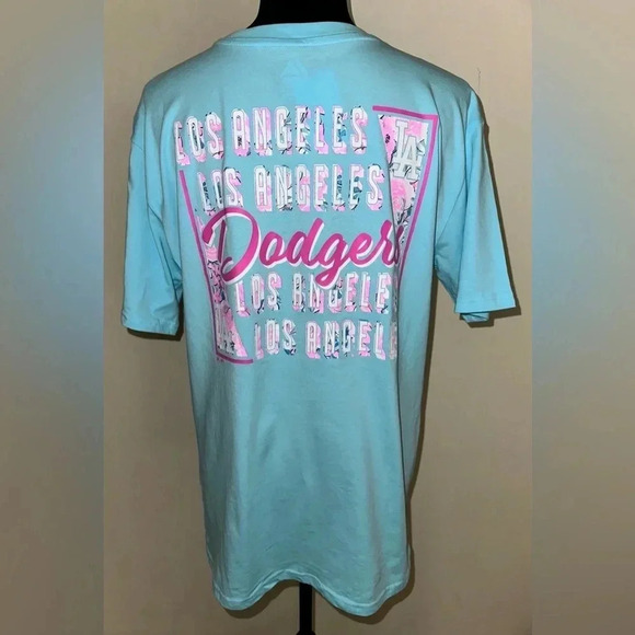 Majestic LA Dodgers Women’s T-Shirt Size L - NWT - Picture 3 of 4